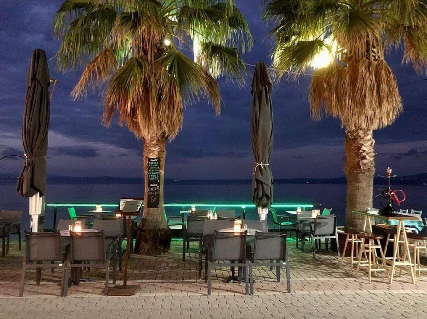 Apartment Nautilus Sea View 6 *