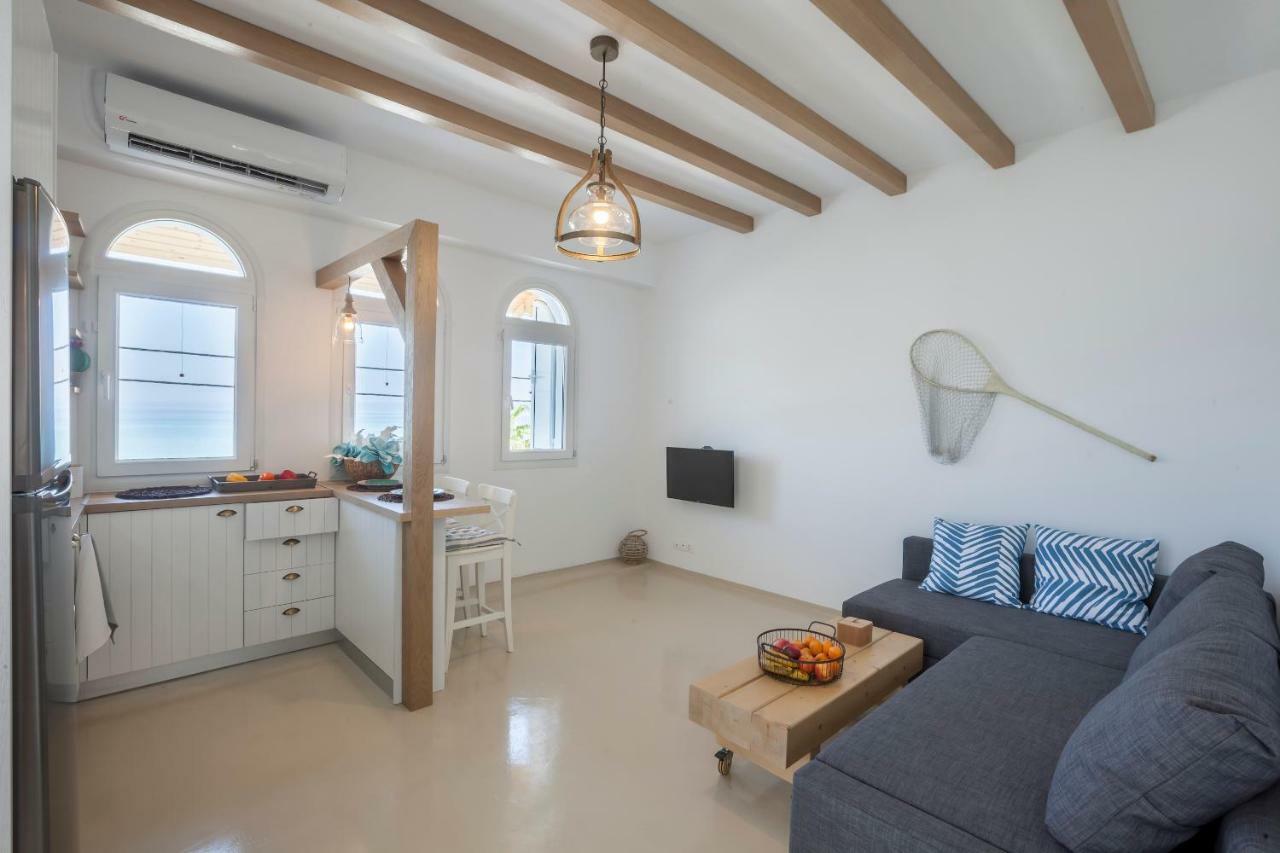 Nautilus Sea View 6 *